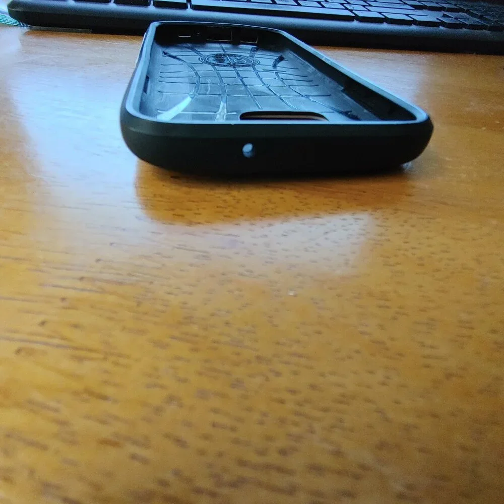 CELL PHONE COVER Spigen Black & White Slim Armour